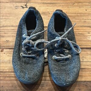 Women’s gray all birds size 7